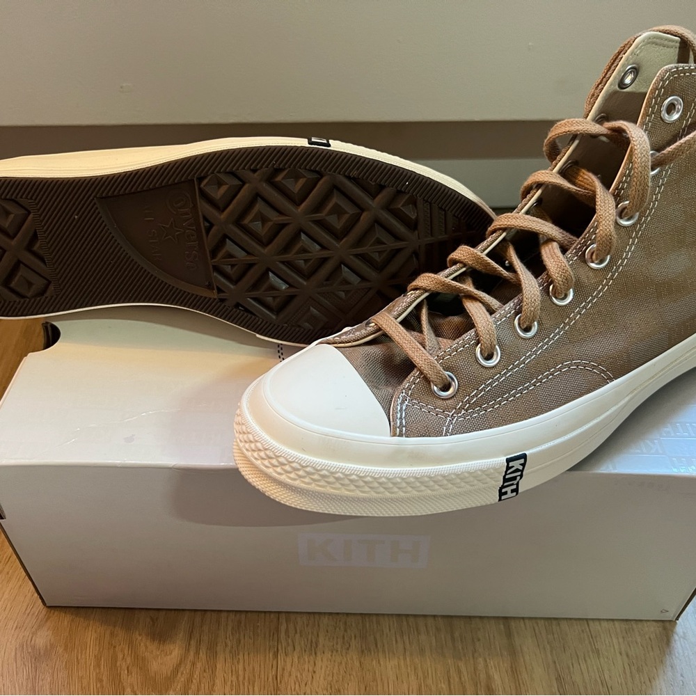 Men’s size 11 - new in box - Kith for Converse Chuck Taylor All Star 1970